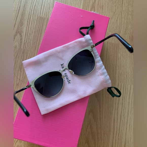 Kate Spade Sunglasses - Picture 8 of 12